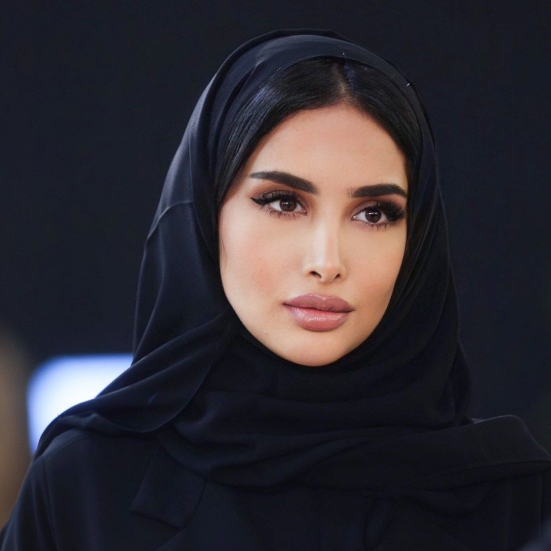 عائشه علي